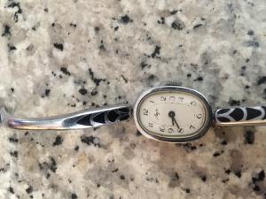 Vintage USSR ladies wind up Lyk лук ladies bracelet watch