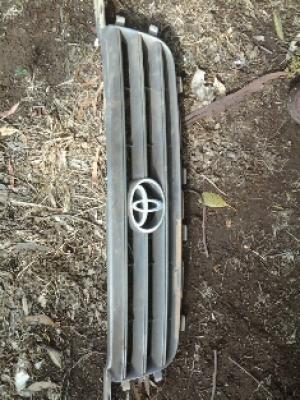 Toyota camry front grill