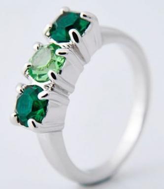 Brand New 10k Emerald White Gold Sapphire Wedding Ring - Size 7.5