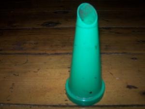 Oil Bottle Pourer Top (plastic)