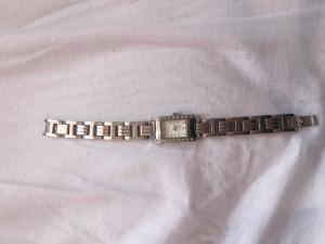 Elite Quartz women's diamond watch with little diamonties