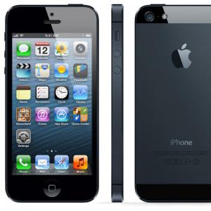 iPhone 4 - Black - 16GB UNLOCKED